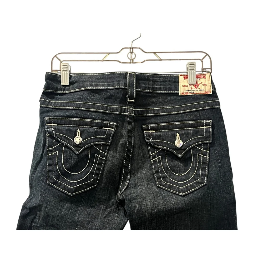 True Religion Cuffed Bermuda Denim Jean Shorts Size 27 Embroidered Studded Jewel